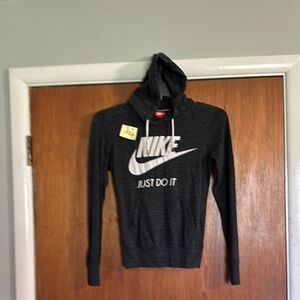 Nike Black Sweater with Iconic Branding ‼️😍‼️